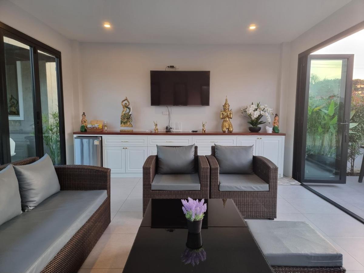 Baan Dalah Pool Villa Buriram Extérieur photo